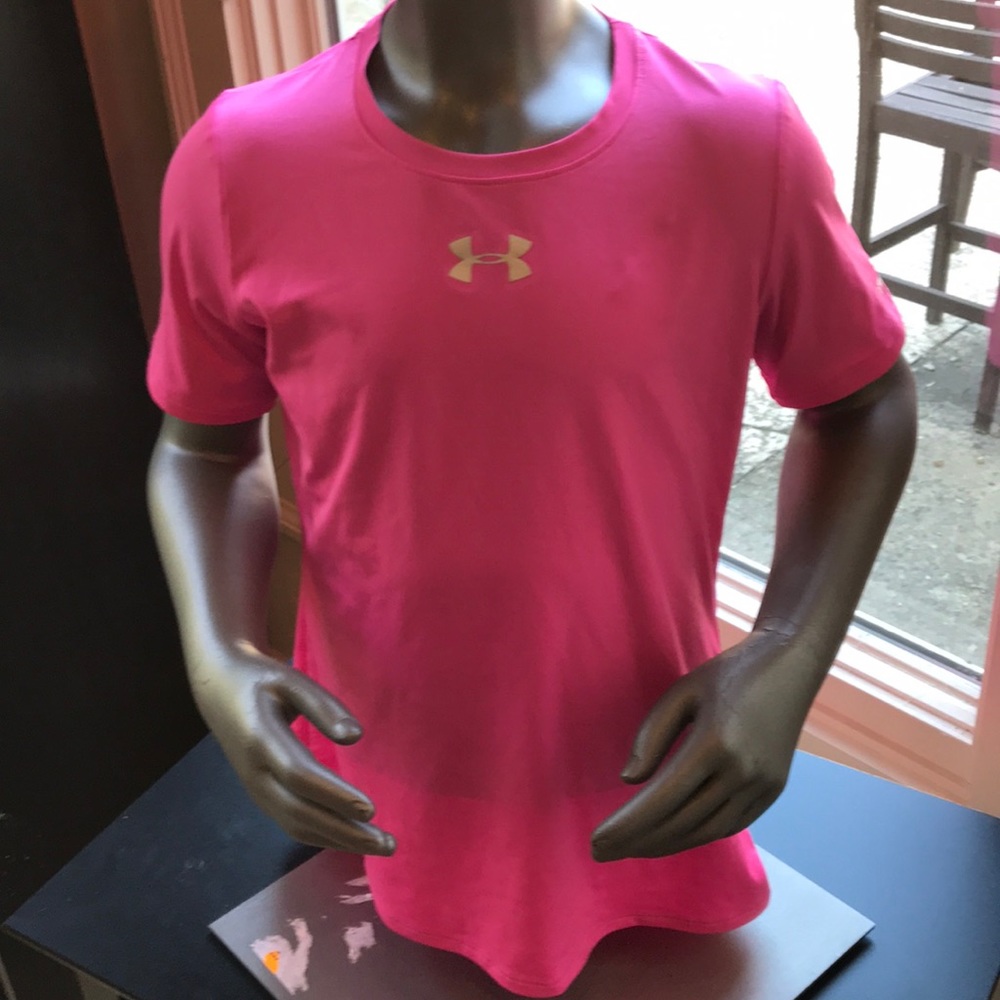 Girls Under Armour Heat Gear Top.